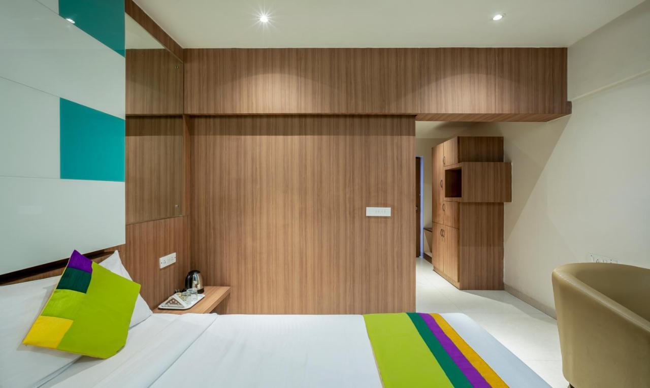 Itsy Hotels Hiland Suites Bangalore Bagian luar foto